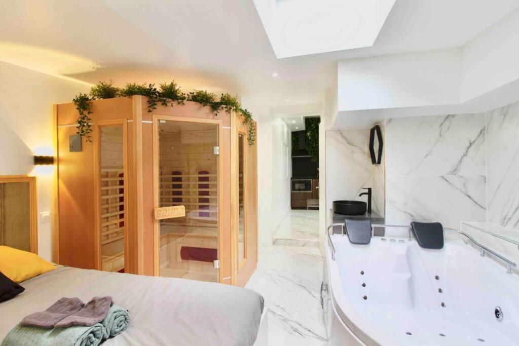 Soothing Jungle Spa Rouen Esterno foto
